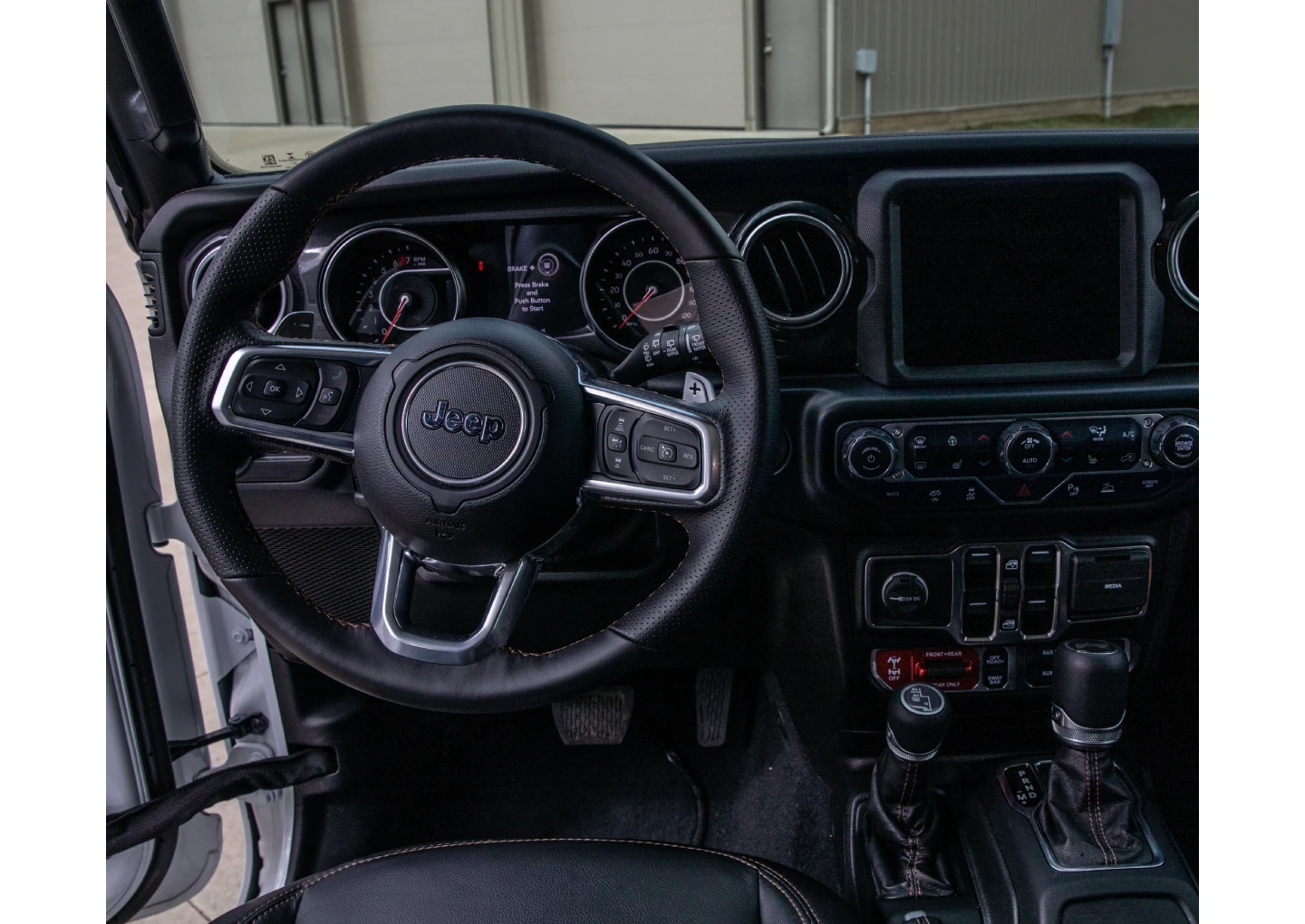 jeep rubicon rental steering wheel